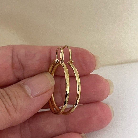 Jewelry - 18k Gold Filled Small Diamond Cut Hoop Earrings